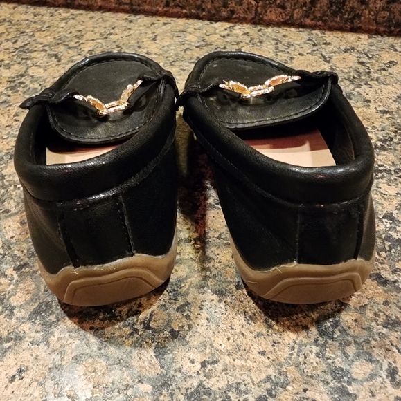 Toddler Black Leather Loafers, Size 27 - Picture 7 of 9